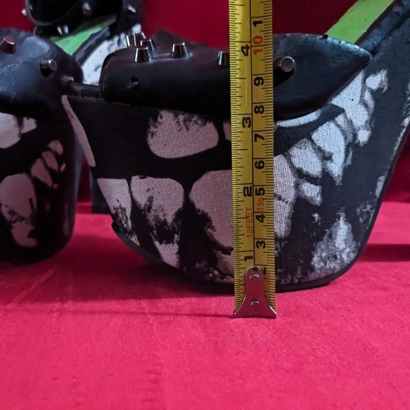 Iron Fist Loose Tooth studded chunky super platforms - size 8 - Picture 10 of 11